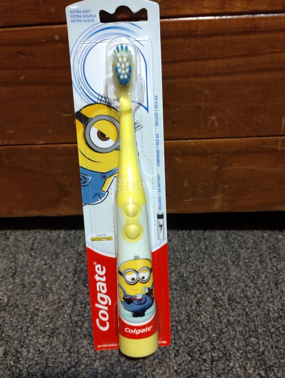 Colgate Minions Electric Toothbrush - Yellow